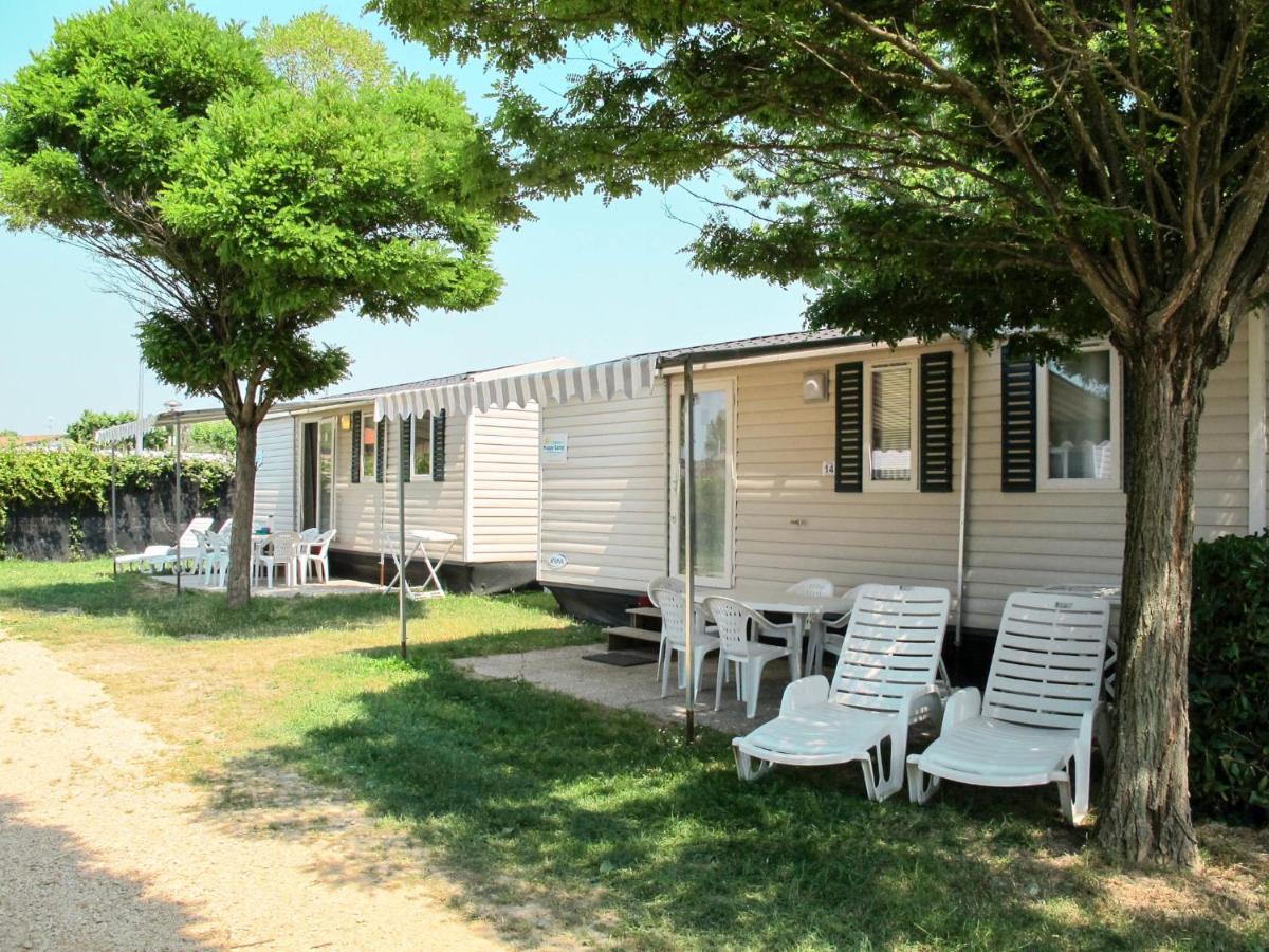 Locazione Turistica Butterfly Happy Standard - Psc280 Peschiera del Garda Luaran gambar